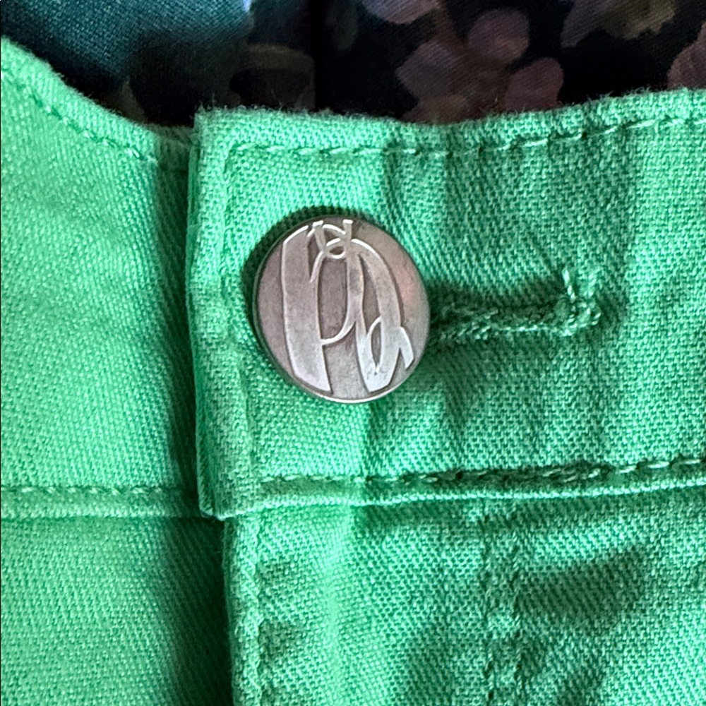 Nine West Mint Santa Monica fit Green Jean Shorts - Picture 8 of 9